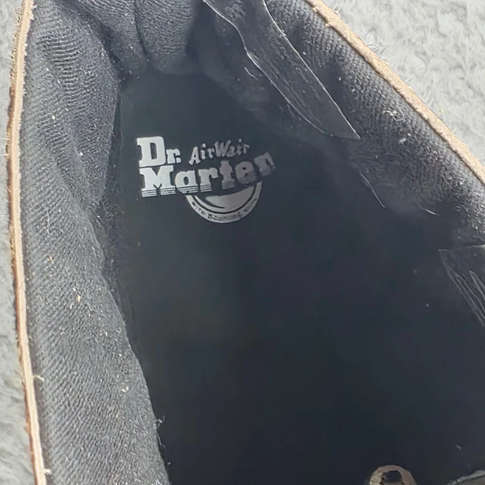 Dr. Martens keywords leopard
